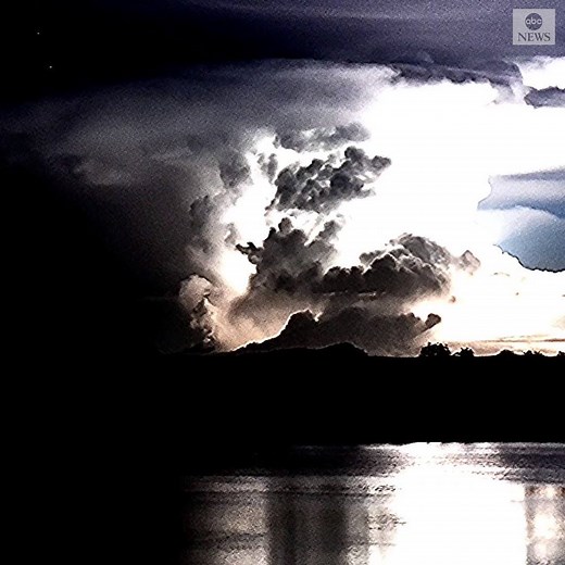 133K views · 1.6K reactions | LIGHT SHOW: Stunning time lapse video shows lightning storms in the sky over the outback in western Australia on New Year's Eve before the region's summer wet season. https://abcn.ws/2F2NnQS | ABC News | Facebook