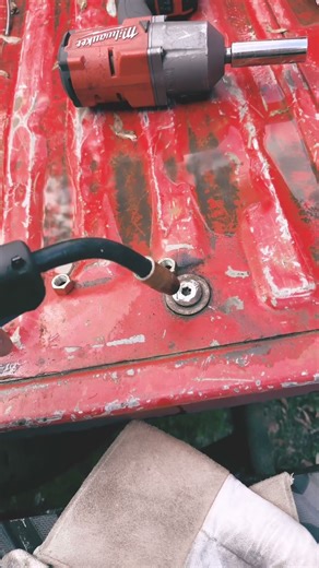 How to remove stripped bed bolts ford f250