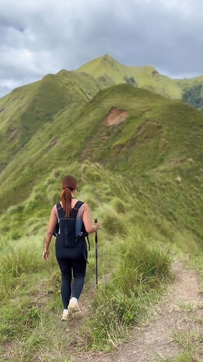 𝐋𝐎𝐎𝐊𝐈𝐍𝐆 𝐅𝐎𝐑 𝐉𝐎𝐈𝐍𝐄𝐑𝐒 | 𝟏𝟓 𝐒𝐋𝐎𝐓𝐒 𝐀𝐕𝐀𝐈𝐋𝐀𝐁𝐋𝐄 Mt. Lingguhob | December 20 & 21, 2025 Minor Climb | Good for Beginners Difficulty 6/9 Trail class 1-3 Rockies, Scenic ridges, Open assault, Knife Edge, City Lights Inclusions: ✅ Transportation (Vice Versa) ✅ Guide Fee ✅ Porter Fee for Food Supplies ✅ Environmental Fee ✅ Bagtag (Personalized) ✅ Sticker (Tribu Katawhayan) ✅ Accommodation after Hike ✅ 3 Solid Hosted Meals ✅ Unli Coffee & Hotchoco ✅ CR Fee’s ✅ Climb Certifica