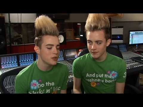 Jedward's Shake N Vac advert