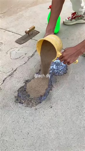 Tech DIY- New Gadgets & Technology Videos on Instagram: "​Is this construction magic? ✨ ​Watch as this special chemical binder turns loose sand into a rock-solid patch right before your eyes. No traditional cement mixing needed. This technology is a game-changer for quick and incredibly durable repairs. ​Would you use this for a quick fix at home? Credit - original creator ​#TechDIY #DIYProjects #HomeImprovement #SmartTech #ConstructionHacks #FixItYourself #Jugaad #FutureTech #HowItsMade"