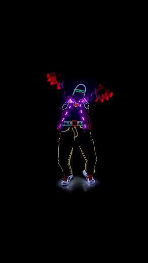 Neon Dance Effects: Light Up Your Moves in the Dark