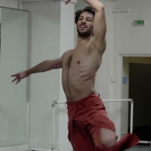 Lumière sur : Répétitions de Clair de lune de Marriott avec Mathieu Ganio #shorts #ParisOpera #dance