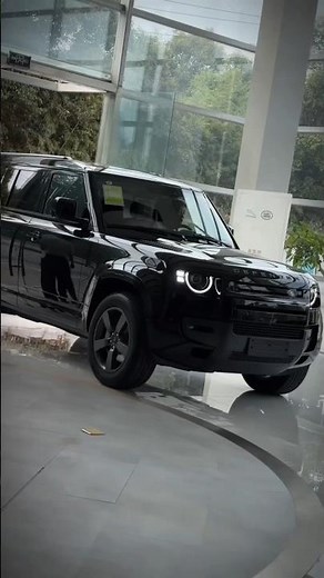 Land Rover Defender 110 Suv Entry 🥶🥵 #landrover #defender110 #youtubeshorts #viralvideo #shortvideo