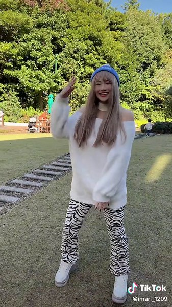 回転逆だったww🤣#菊地いまり #スタイルブック #写真集