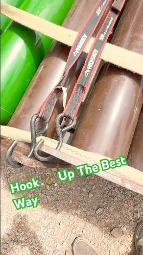 How To Hook A Tie Down Or Ratchet Strap #straps # hooks #loading