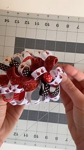27K views · 222 reactions | Let's make a loopy hairbow #diybow #hairbows #bowtutorial #hairbowshandmade #loopyhairbows #ribbondiy #ribbonhairbows #crafty #bowmaker | Mommy Crafts A lot | Facebook