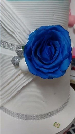 simple royal blue wedding cake with silver decoration ball higlighter #weddingcake #wedding