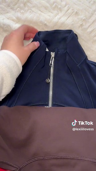 Lululemon Sets: Perfect for a Strawberry Milkshake Vibe