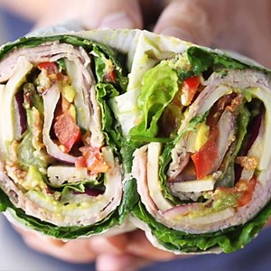 Once you get the hang of how to fold them (or just wing it as I do), lettuce wrap sandwiches are the perfect healthy lunch! https://healthyrecipesblogs.com/lettuce-wrap-sandwich/ | Healthy Recipes