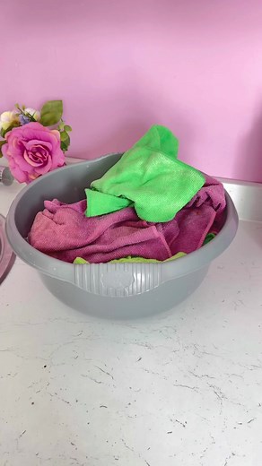 44K views · 441 reactions | How I wash my microfibre cloths. | Lynsey Queen Of Clean | Facebook
