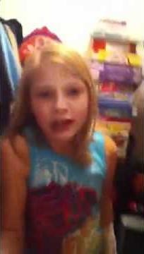 Girls poop on show!!for reals