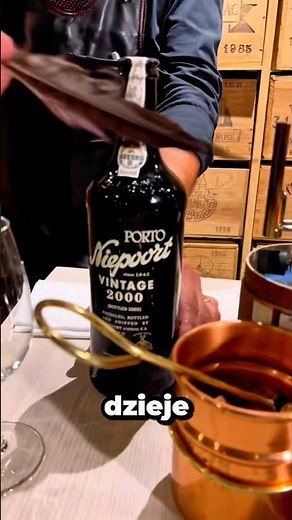 Why Do Luxury Restaurants Use These Feathers? 🪶