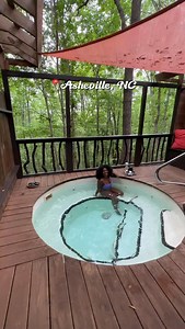 8 Things To Do In Asheville that will have you falling in love with the mountains ⛰️ From hot tubs in the forest, scenic hikes, sunset views, cozy domes; this mountain town has it all. Save this for your next weekend getaway! 🚗 #ashevillenc #ashevilletrails #ashevillethingstodo #atlantagetaway #westernnc #ncmountains | A Sip Of Tee