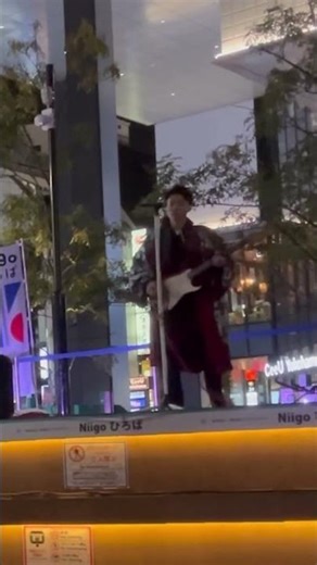 ロックなのに演歌？