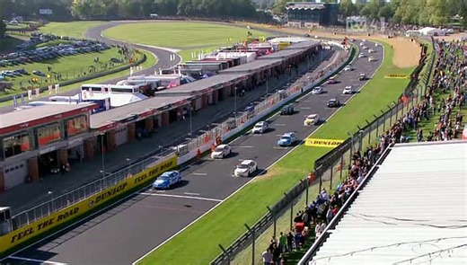 BTCC 2010 - Brands Hatch Indy - Race 1