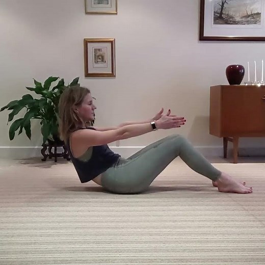 Pilates demo - half roll back