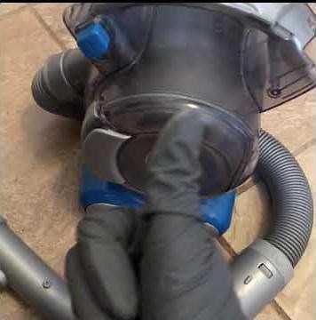 How to Clean Blackdecker Dustbuster Flex filter