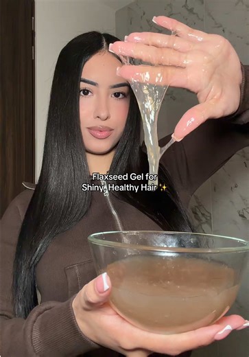 Try this diy hair mask weekly to restore, add shine & remove frizz from your hair ✨I swear by it! #hairtok #flaxseed #hairmask #shinyhair #beautyhacks