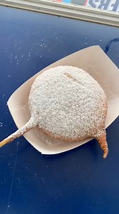 Deep Fried Peanut Butter & Jelly Uncrustables 🤤🥜🍇 | Foody Fetish