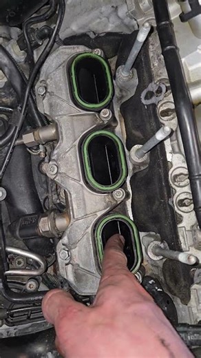 No one explained this to me! Audi 3.0t Intake Install. Code P2006 & P2007 #diymechanic #audi