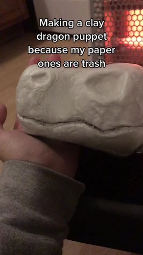 @aestetic._.paper I used your clay dragon tutorial! #fyp #claydragonpupet #dragonpupet #dragon