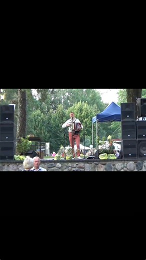 #Anzelmute #RomualdasJuzukonis Iš programos su akordioniuku #Anzelmute @paryškinimas | Romualdas Juzukonis