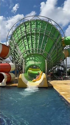 The Water Slides at Royalton Splash Riviera Cancun Are Next Level 💦