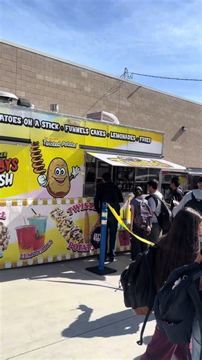 Thank you for keeping us busy! 🔥🥔👌🏼…. #twistedpotatoes #explore #fypシviralシ2026 #fyp #gratitude