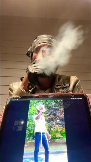 Drake controlla cover