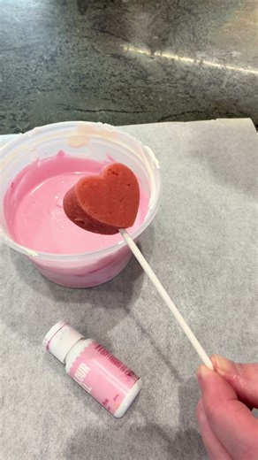 Explore Creative Dipping Techniques for Cake Pops