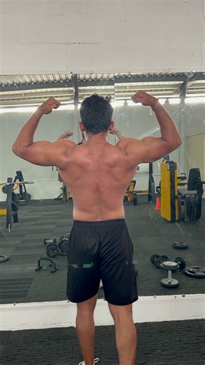 Back Wrkout⚡️ 1. T-Bar Row 2. Incline Double Dumbbell Row #motivation #latspread #lats #butterfly #backworkouts #gym #trend #reelindia❤️❤️ | Bharath S | Facebook