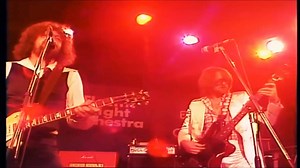 5.5K views · 152 reactions | Electric Light Orchestra - "Showdown" October 4, 1974. Rockpalast - WDR/Studio Hamburg, Germany. Jeff Lynne - vocals, guitar; Bev Bevan - drums; Richard Tandy - keyboards; Michael D'Albuquerque - bass, backing vocals; Mik Kaminski - violin; Hugh McDowell - cello; Mike Edwards (1948-2010) - cello. Written by Jeff Lynne. | Jukebox | Facebook