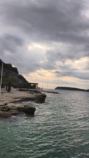 @copacabanadubrovnik @copacabanabeachdubrovnik @dubrovnikoldtown @_croatianvacation_ | Frei Antonilton Gomes