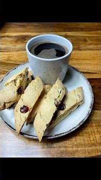 Cranberry Almond Biscotti #biscotti #homemadebiscuits #italianbaking