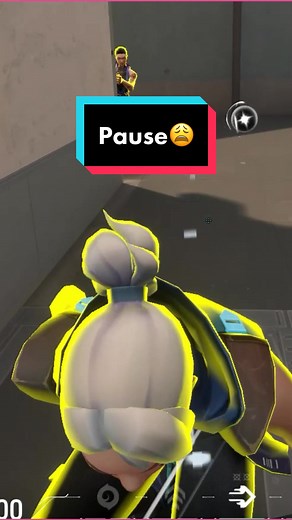 Bro was giving me the gawk gawk 9000 #valorant #gaming #fyp #funny #trending