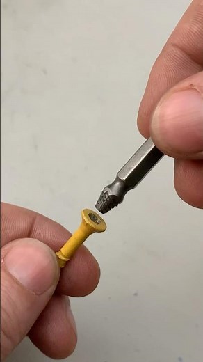 Knock-Off Screw Extractor