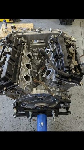 Nissan VQ40 Short block assembly in 30 seconds