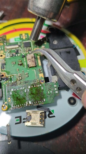 Sd card slot remove with Smd machine memory card not working #fyp #viral #repairing #repair #mobile