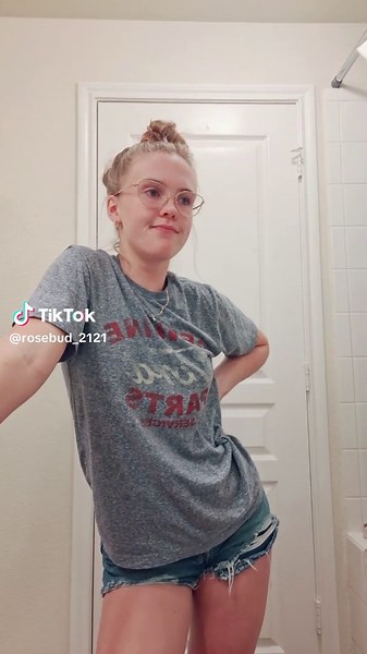 Rose (@rosebud_2121)’s videos with original sound - ebssssss