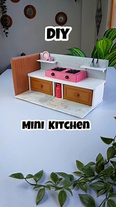 Cutest Miniature Kitchen ?? #diy All Craft Materials from - @itsybitsycraftstore Use code MANSI05 for extra 5% discount #boho #bohodecor #bohopainting #painting #fabricpainting #frame #art #artist #artistsoninstagram #artandcraft #artwork #artofinstagram #artoftheday #decoracion #homedecor #decor #bestoutofwaste #trashtotreasure #reuse #recycle #miniature #kitchenset #game #play #kitchenplay #kitchen | Mansi's Handmade