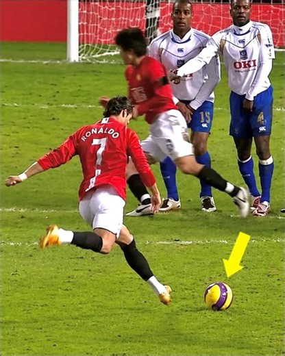 Prime Ronaldo Masterclass Vs Portsmouth in 2008 🔥 The Unstoppable Version of CR7 🐐