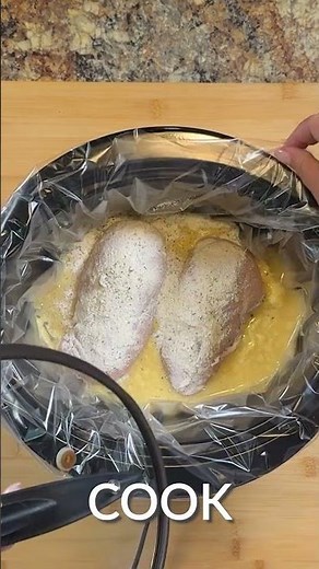 4 Ingredients to Cozy Perfection | Slow Cooker Chicken and Gravy