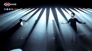 2.7K views · 112 reactions | #AşıkVeysel’in unutulmaz eseri, #Tarkan’ın etkileyici sesiyle bir arada! #Klipark, 13:45’te #TRTMüzik’te başlıyor! | TRT Müzik | Facebook