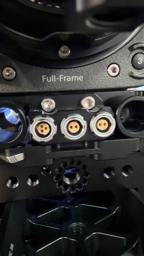 OCTAMAS gear | Sony VENICE 2 | SWISS cage + Power Solutions