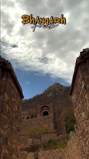 👻 One Day at India's Most Haunted Fort! 🏰 | Bhangarh Fort Mystery 😱 #Shorts