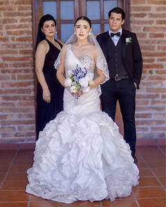 Su suegra les arruinó la boda Cast: Karla Sandoval Isaac Maciel | Fenomenal