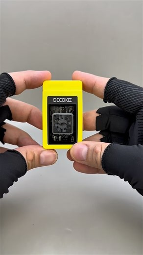 ‎Ahmad Al-Ghoul | أحمد الغول‎ on Instagram‎: "DECOKEE Disk (SSD Enclosure) حافظة وقارئة اس اس دي (ديكوكي)، مساحة تخزين إضافية للهاتف والكمبيوتر تصل ل 2 تيرابايت From @decokeeai *Magnetic Portable M.2 NVMe SSD Enclosure for 2230 SSD Disk *Support up to 2T M.2 2230 DISK *Active cooling fan and colorfull LED *Support USB3.2 Gen2 Type C and male port Transfer speed up to 10Gbit/s *Tool free on assembly *Fan and LED off switch support (Enclosure only, SSD not included) #asmr #unboxing #ssd #enclosure