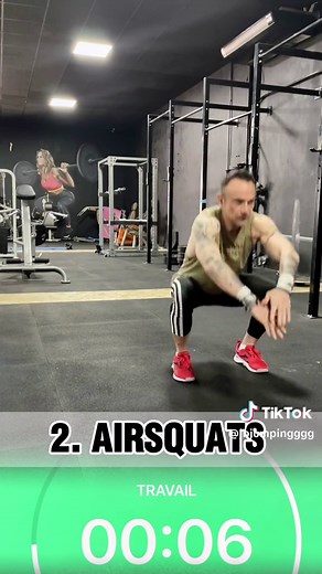 Circuit Training à la Maison: 8 Minutes d'Exercices Intenses