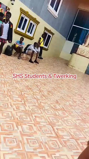 Ghana SHS Students Twerking Compilation